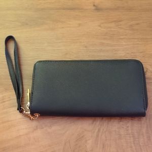 Ardene pleather wallet with wristlet